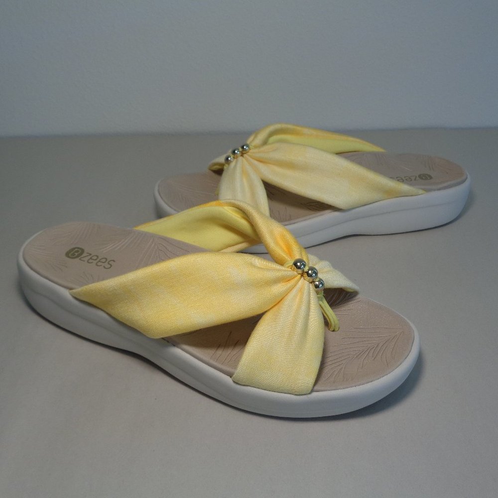 Bzees Size 8.5 M PROMISE Butter Yellow Slip On Sandals New Women's Shoes